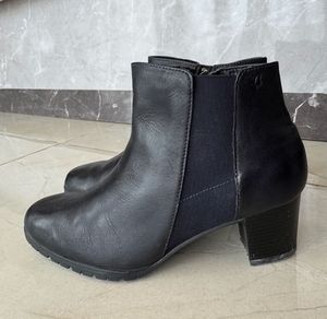 Real leather ankle boots, size EU 37, UK4