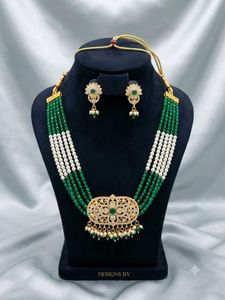 Emerald and Pearl Beaded Choker Set