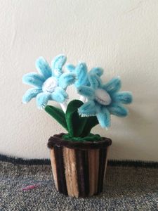 Cute Blue Pipe Cleaner Flower Pot