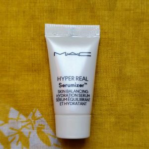MAC Hyper Real Serumizer - Sample Size