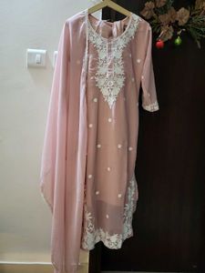 A beautiful new salwer suit