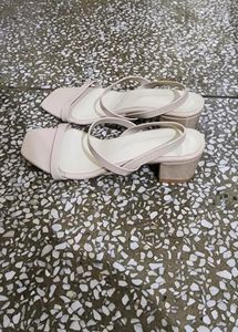 Eridani Beige Block Heels
