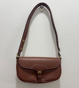 Mango Bag with adjustable straps
