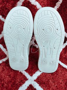 Women Cream Platform Sneakers