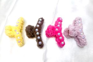 Fuzzy Pearl Hair Claw Clips Set
