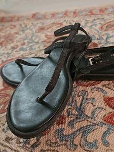 Dressberry Glittery Sandals