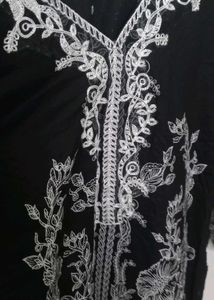 pakistani Black &amp; White Kurta Set