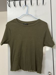 Ribbed Olive Green Cropped T-Shirt
