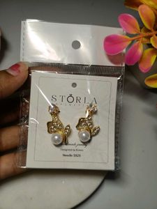 Elegant Pearl & Crystal Flower Earrings