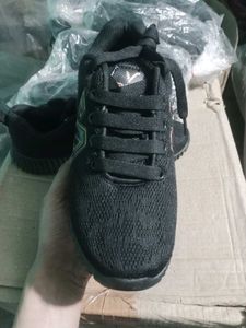 NEW NO USED CASUAL SHOES FOR MAN,