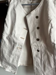 Cream Sleeveless Vest