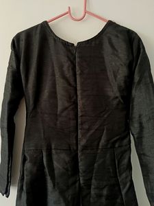 Black Full Sleeve Gown