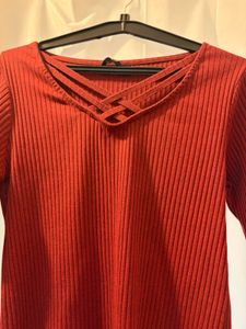 Ribbed V-Neck Long Sleeve Top