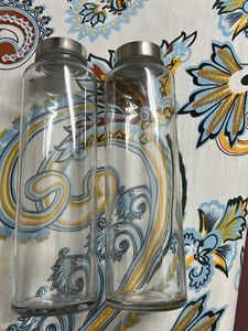 Glass bottles straight for storage water
