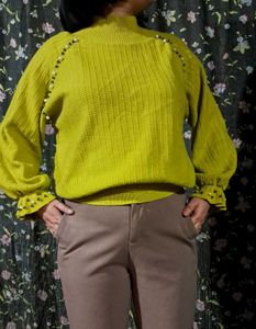 Elegant Pearl Detail Knit Sweater