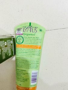 (OFFER 🔥)Lotus Botanicals &amp; Organics Set