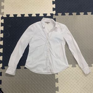 H&M White Long Sleeve Button-Up Shirt ⭐️