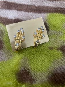 Chic Gold Crystal Earrings