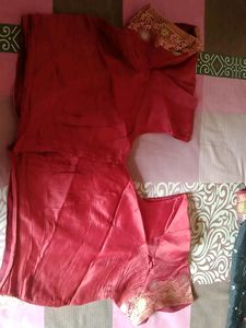 Boarder Banarasi Saree With Blouse