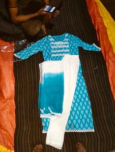 New women Kurta set
