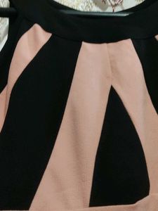 Stylish Black &amp; Pink Crop Top