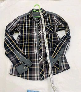 Classic Plaid Long Sleeve Shirt