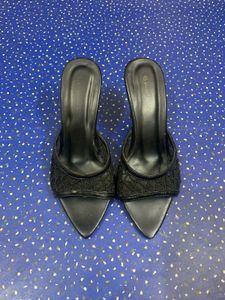 Chic Black Stiletto lace Mules ⭐️