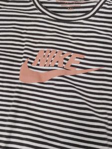 women's tshirt