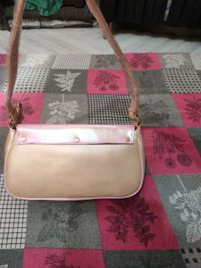 Chic Pink Patent Shoulder Bag