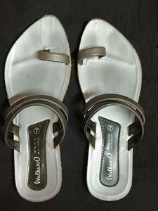 Stylish Silver Flats for Women