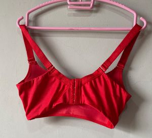 Red Tshirt Bra (padded)