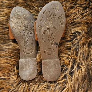 Brown Bow Detail Slides