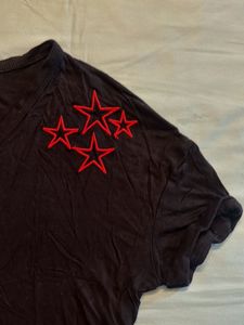 NUON Black Cropped T-Shirt with Red Star Detail