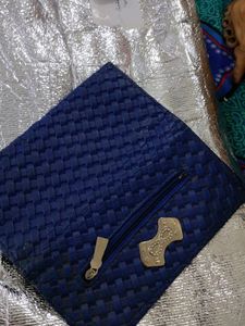 Navy Blue 💙 Clutch