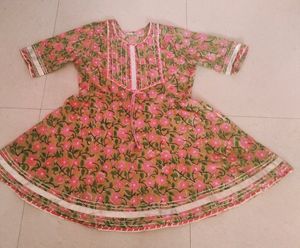 Floral Print Short Kurti