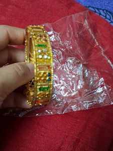Exquisite Kundan Bracelet