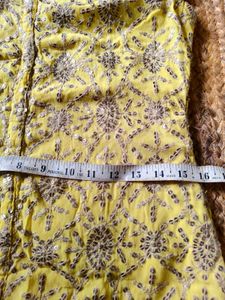 Beautiful Yellow Embroidered Kurta Size Small