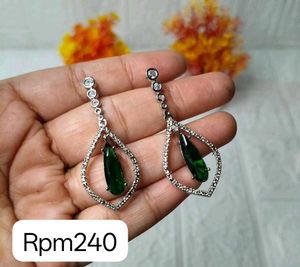 AD STONE EARRINGS