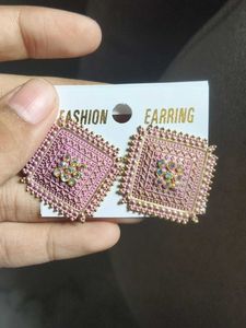 pink studs or earings