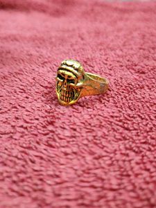 Skull Ring - Gold Tone
