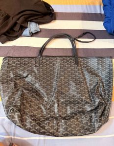 Authentic Goyard Saint Louis GM Tote - Black