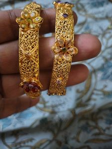 Exquisite Gold Bangles with Stone Embellishments