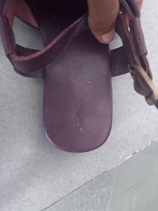 Stylish Leather Flat Sandals