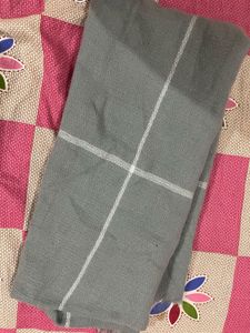 Chic Grey Plaid Scarf