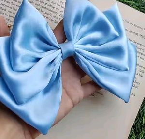 Cinderella Bow 💙🦋