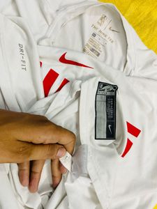 NIKE Atlanta Hawks White Dri-Fit (Unisex)