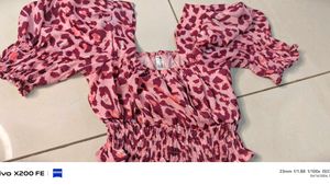 Chic Leopard Print Puff Sleeve Top