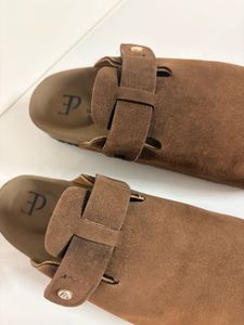 Brown Clogs(Fixed Price)