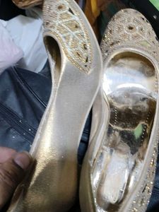 Embellished Golden Ballet heal