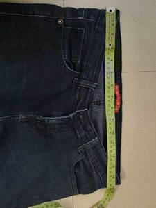 Classic Dark Wash Skinny Jeans